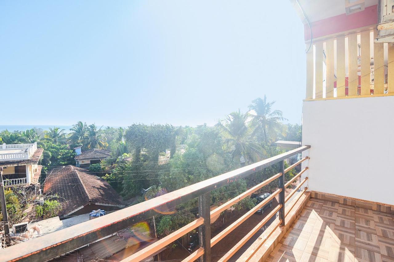 Fabexpress The Voyage Morjim Exterior foto
